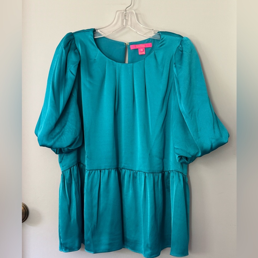 Lilly Pulitzer Satin peplum top Sz 16 with statement sleeves